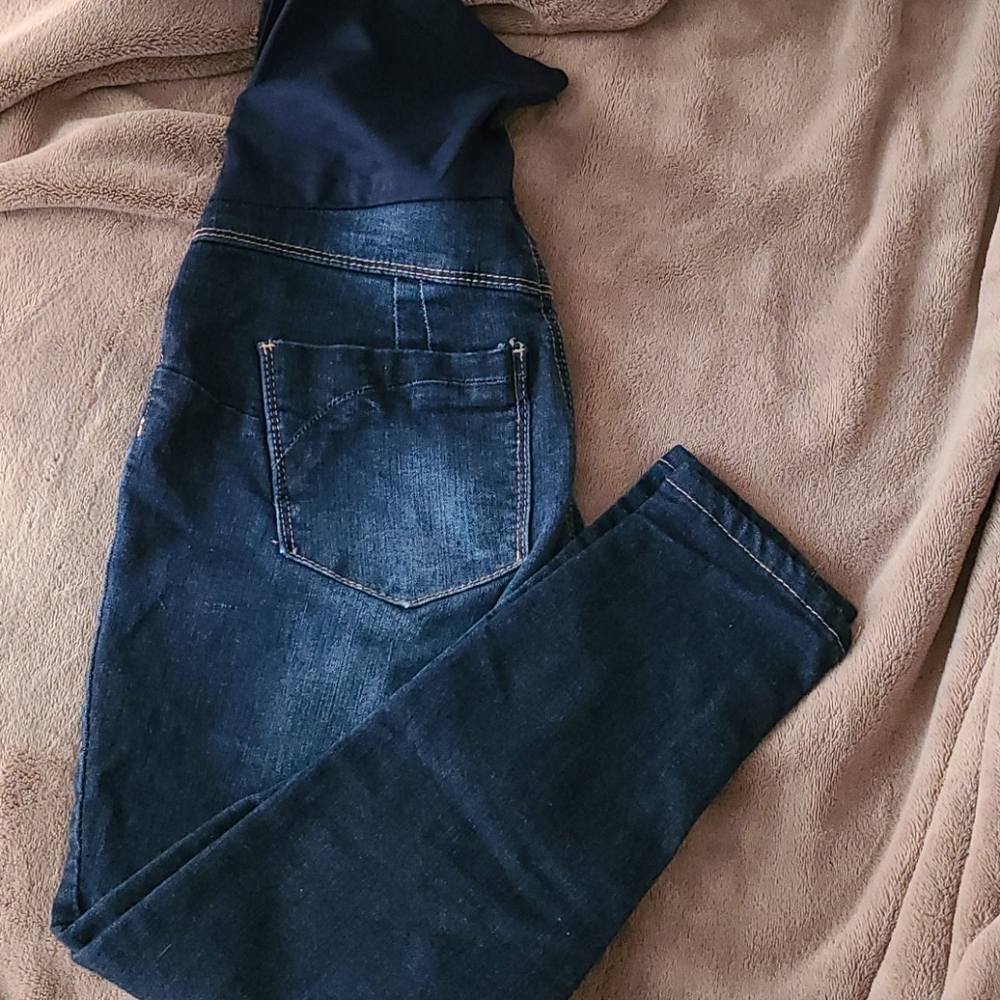 Maternity caprees
